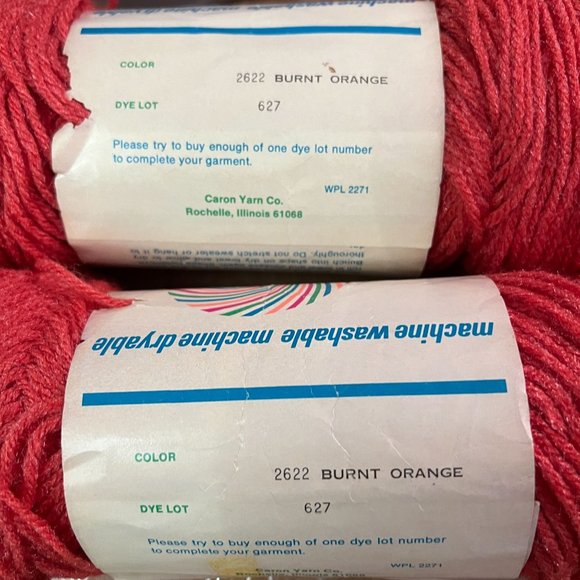 Caron Dazzleaire SOFT Orange Yarn Skeins 2622 Burnt Orange DAZZLE AIRE Vintage - Picture 3 of 3